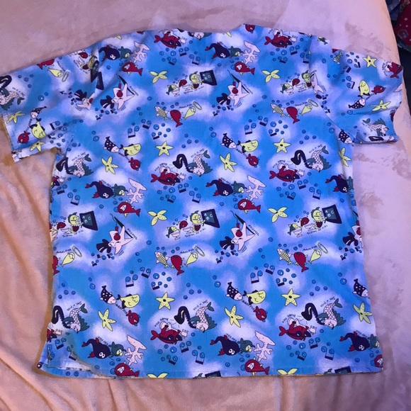 Bundle of Scrub Shirts - Picture 6 of 6